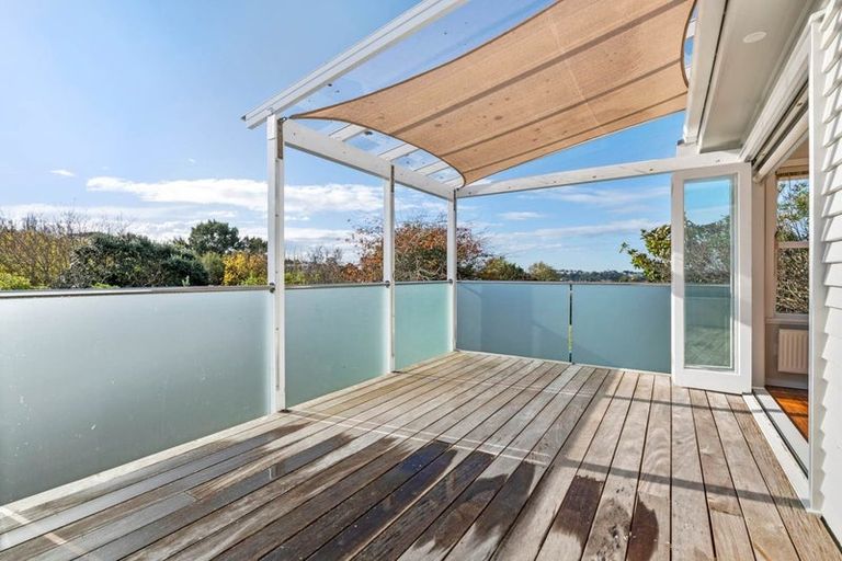 Photo of property in 7a Cedar Terrace, Stanmore Bay, Whangaparaoa, 0932