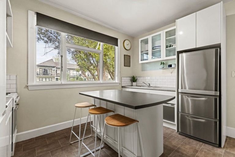 Photo of property in 57 Torrens Road, Hillmorton, Christchurch, 8024