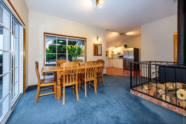 Photo of property in 411 Cashmere Road, Westmorland, Christchurch, 8025