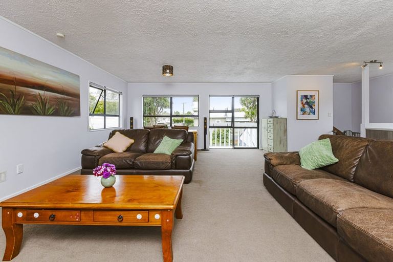 Photo of property in 23a Short Street, Papakura, 2110