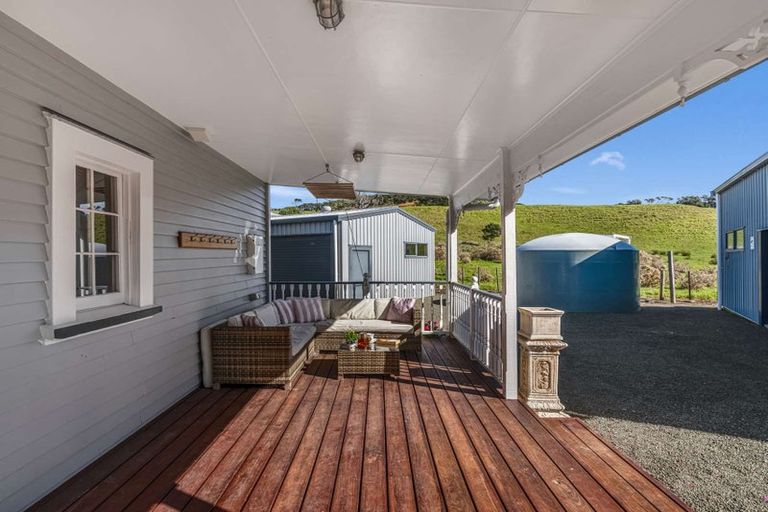 Photo of property in 3 Signal Stn Road, Pouto, Te Kopuru, 0391