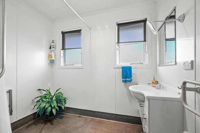 Photo of property in 13 Albert Street, Paeroa, 3600