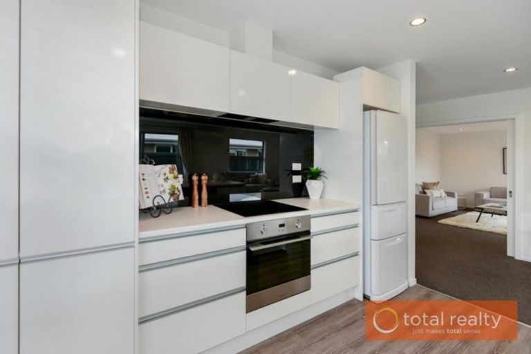 Photo of property in 4 Whitnall Street, Halswell, Christchurch, 8025