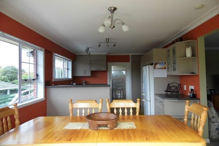 Photo of property in 31 Mitcham Avenue, Forest Lake, Hamilton, 3200