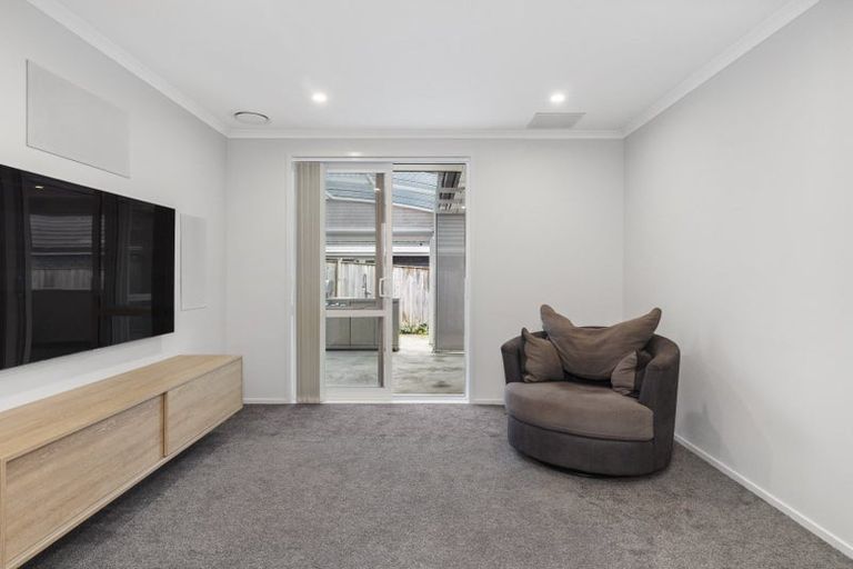 Photo of property in 15 Bellenden Crescent, Pokeno, 2402