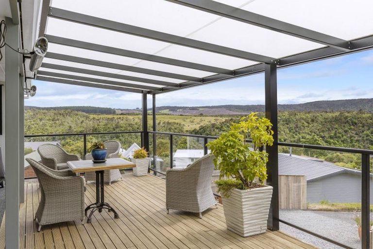 Photo of property in 6 Turangitukua Terrace, Kuratau, Turangi, 3381