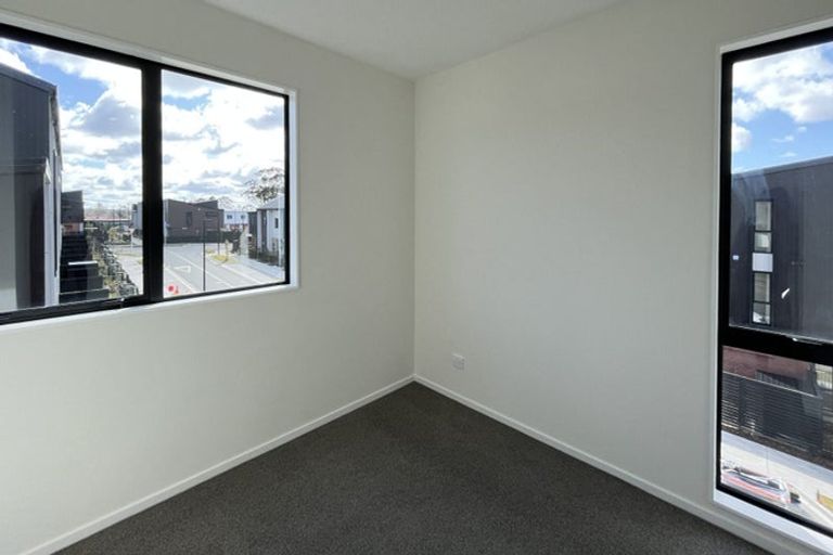 Photo of property in 1/25 Jabuka Street, Glen Eden, Auckland, 0602