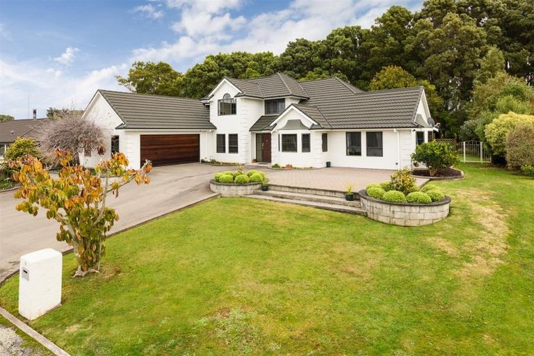 Photo of property in 14 Dunallen Avenue, Marton, 4710