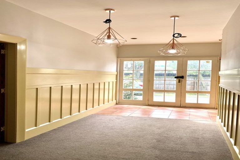 Photo of property in 129 Clyde Road, Ilam, Christchurch, 8041