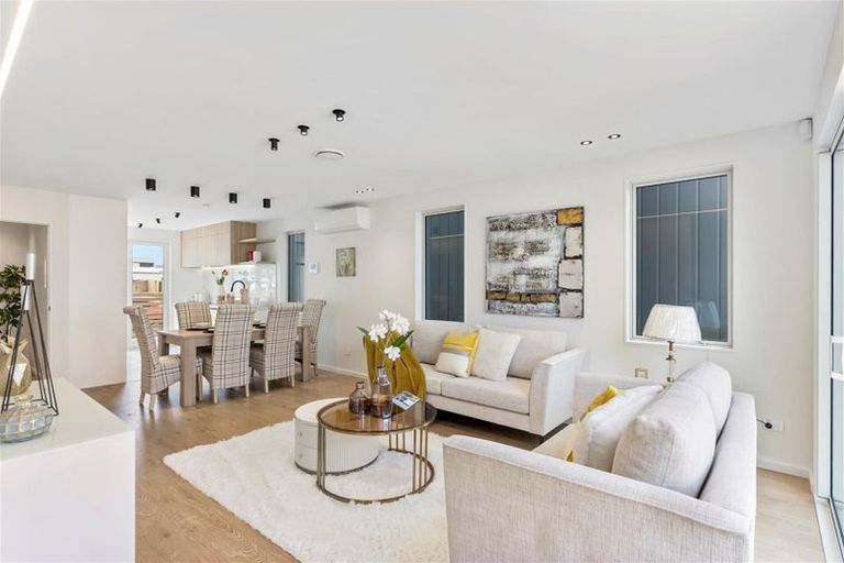 Photo of property in 14 Corporal Street, Papakura, 2110