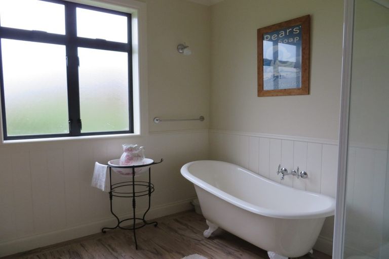 Photo of property in 600 Ponga Road, Opaheke, Papakura, 2584