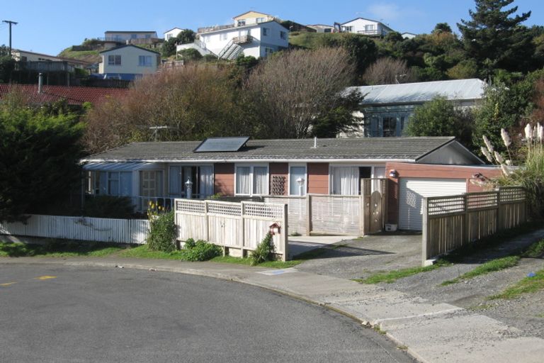 Photo of property in 34 Downes Street, Titahi Bay, Porirua, 5022
