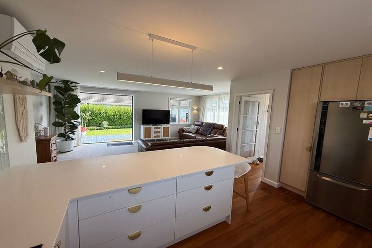 Photo of property in 1 Kinrara Place, Halswell, Christchurch, 8025