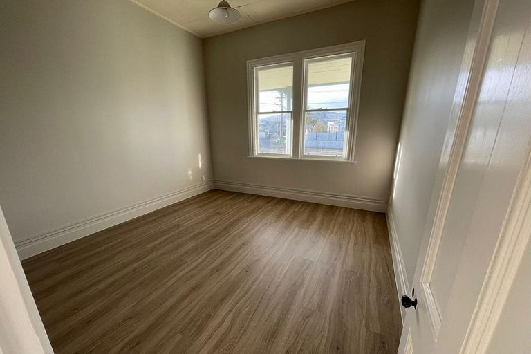 Photo of property in 27 Bolton Street, Petone, Lower Hutt, 5012