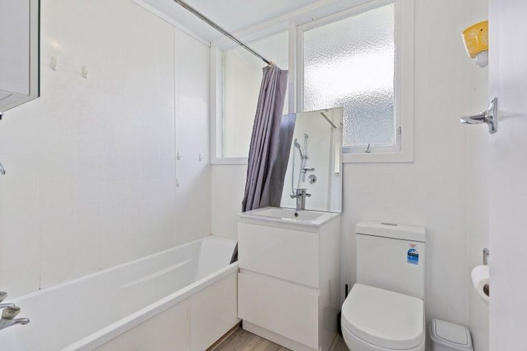 Photo of property in 12 Tee Street, Putaruru, 3411