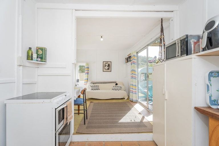 Photo of property in 5a Ocean Beach Road, Tairua, 3508