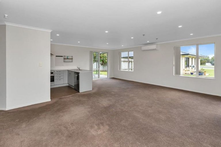 Photo of property in 26 Karo Street, Ruakaka, 0116