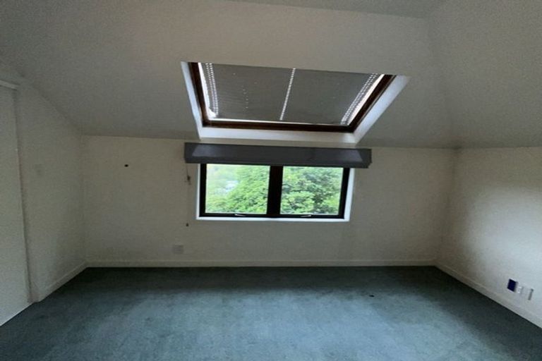 Photo of property in 9 Jenness Grove, Harbour View, Lower Hutt, 5010