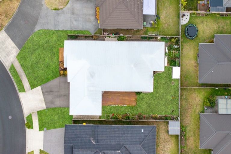 Photo of property in 17 Teatree Close, Huntington, Hamilton, 3210