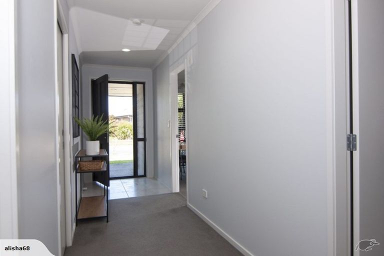 Photo of property in 29 Edgeview Crescent, Fitzroy, Hamilton, 3206