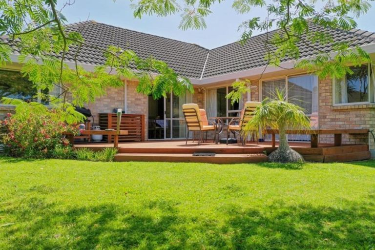 Photo of property in 50 Harbour Road, Ohope, 3121