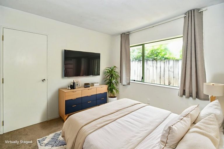 Photo of property in 128a Gloucester Road, Manurewa, Auckland, 2102