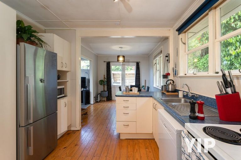 Photo of property in 26 Hollies Crescent, Johnsonville, Wellington, 6037