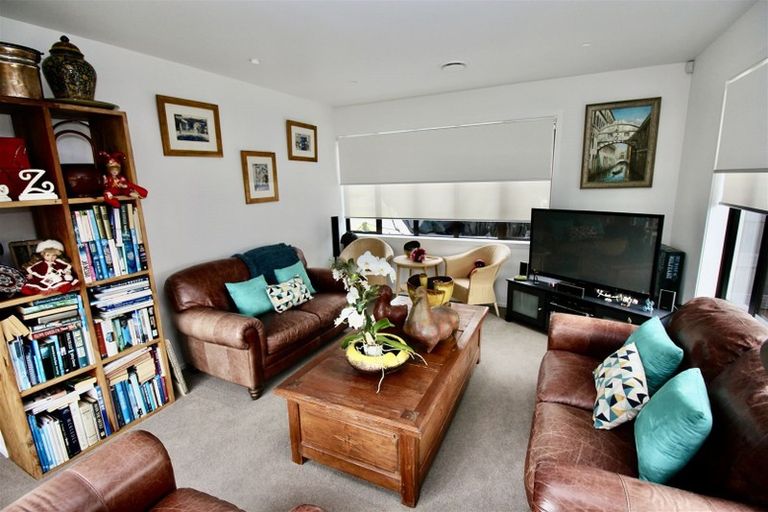 Photo of property in 15 Leeward Drive, Whitianga, 3510