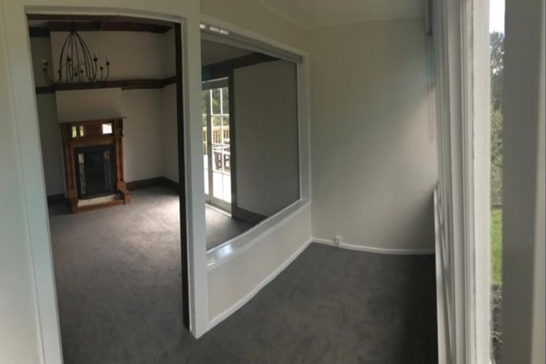 Photo of property in 1245 East Coast Road, Redvale, Albany, 0794