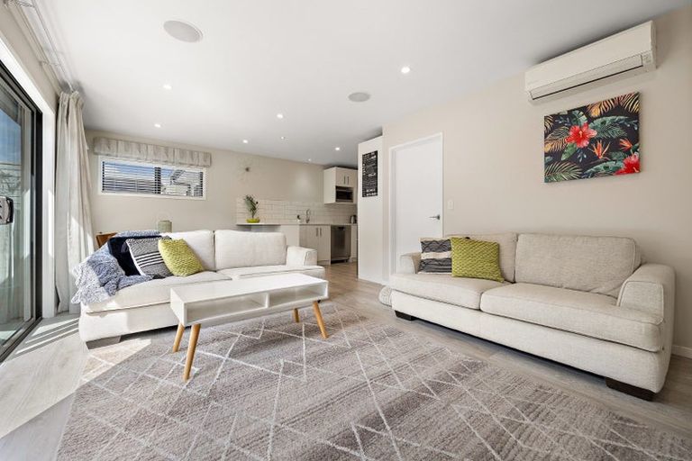 Photo of property in 60 Matua Road, Huapai, Kumeu, 0810