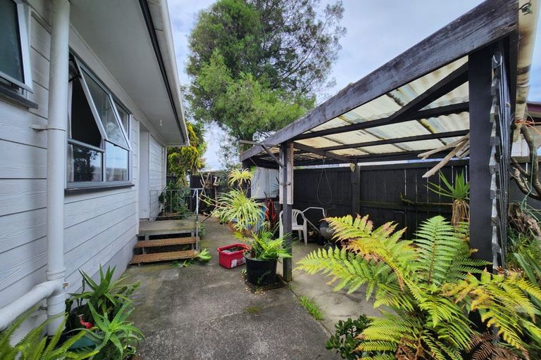 Photo of property in 60 Burundi Avenue, Clendon Park, Auckland, 2103