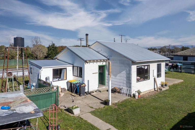 Photo of property in 104 King Street, Pareora, 7912