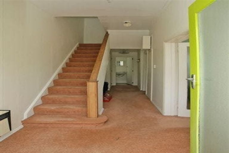 Photo of property in 6 Picton Avenue, Newtown, Wellington, 6021