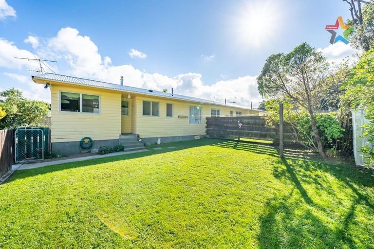 Photo of property in 178b Major Drive, Kelson, Lower Hutt, 5010