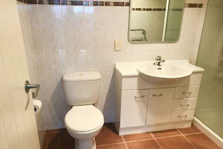 Photo of property in 251a Hill Road, The Gardens, Auckland, 2105