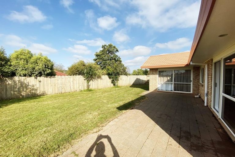 Photo of property in 14 Caldbeck Rise, Northpark, Auckland, 2013