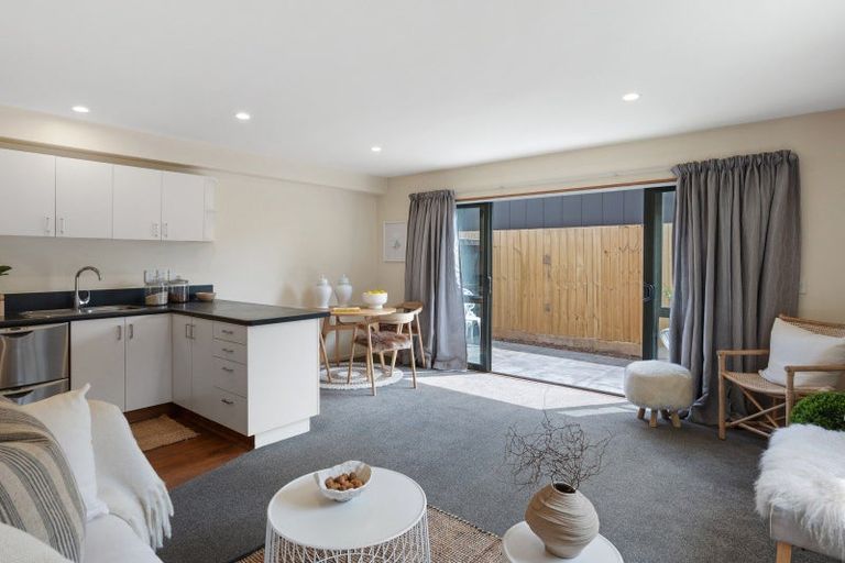 Photo of property in 32 Peverel Street, Riccarton, Christchurch, 8041