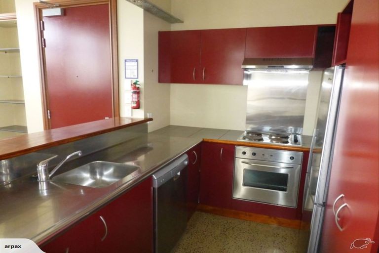 Photo of property in Pirie Street Townhouses, 28/35 Pirie Street, Mount Victoria, Wellington, 6011