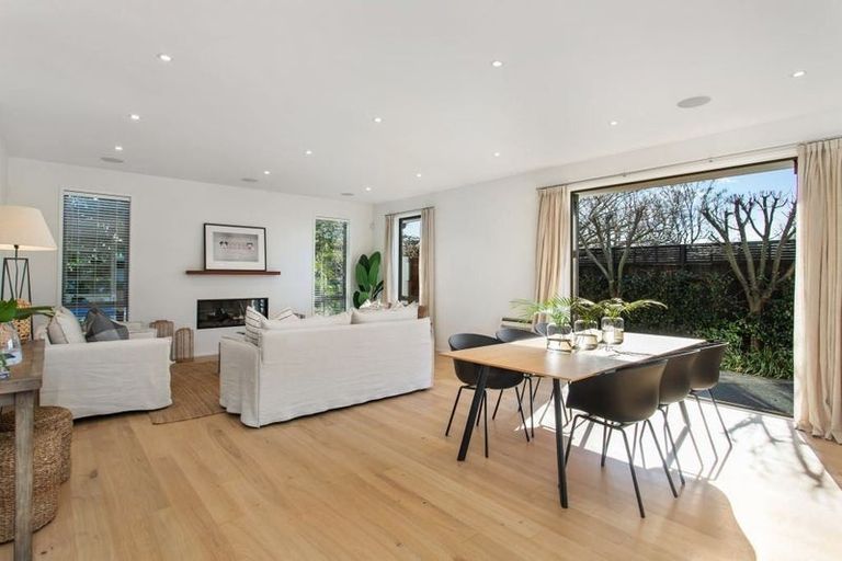 Photo of property in 154 Clyde Road, Burnside, Christchurch, 8053