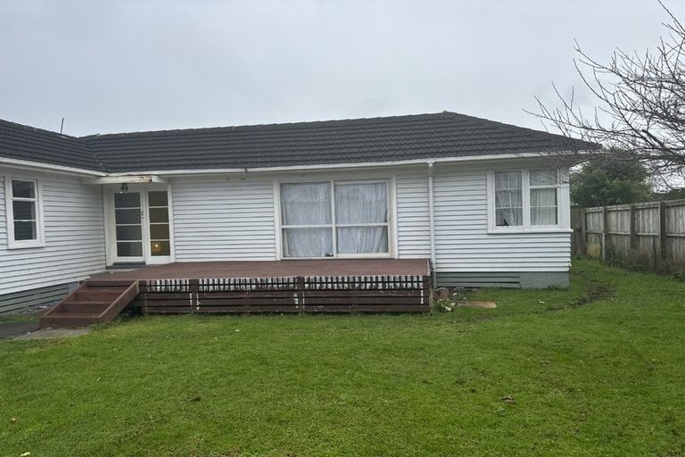 Photo of property in 54 Muir Avenue, Mangere Bridge, Auckland, 2022