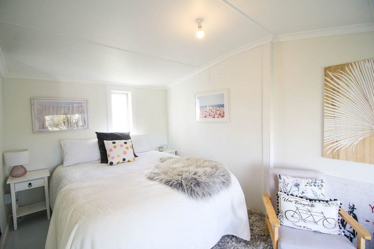 Photo of property in 53 Blackwater Street, Bluff, 9814