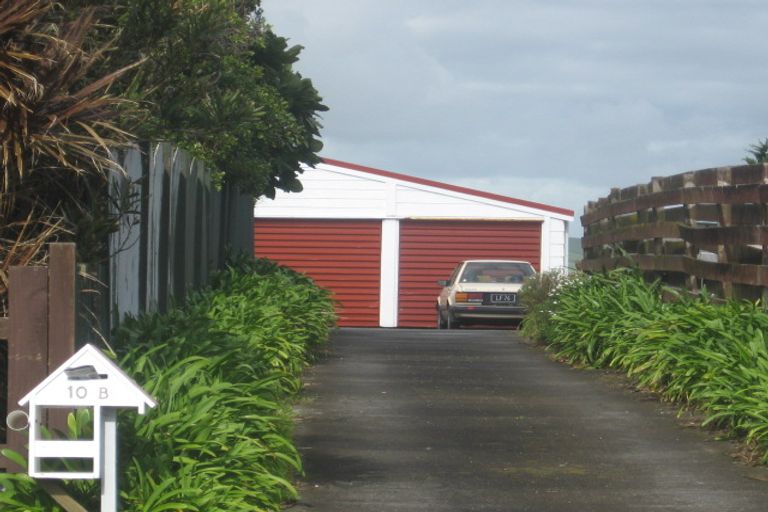 Photo of property in 10a Rangitake Drive, Spotswood, New Plymouth, 4310