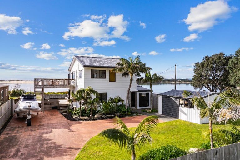 Photo of property in 43 Lincoln Street, Mangawhai Heads, Mangawhai, 0505