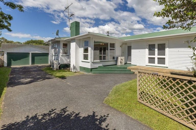 Photo of property in 3 Marlborough Street, Levin, 5510