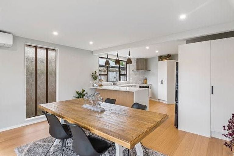 Photo of property in 4 Fincham Road, Raumati Beach, Paraparaumu, 5032