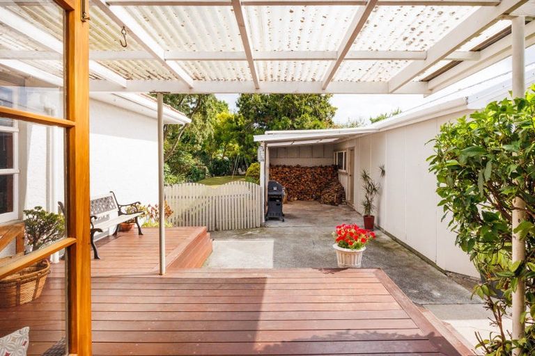 Photo of property in 7 Vernon Avenue, Takaro, Palmerston North, 4412