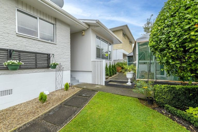 Photo of property in 42 York Street, Levin, 5510