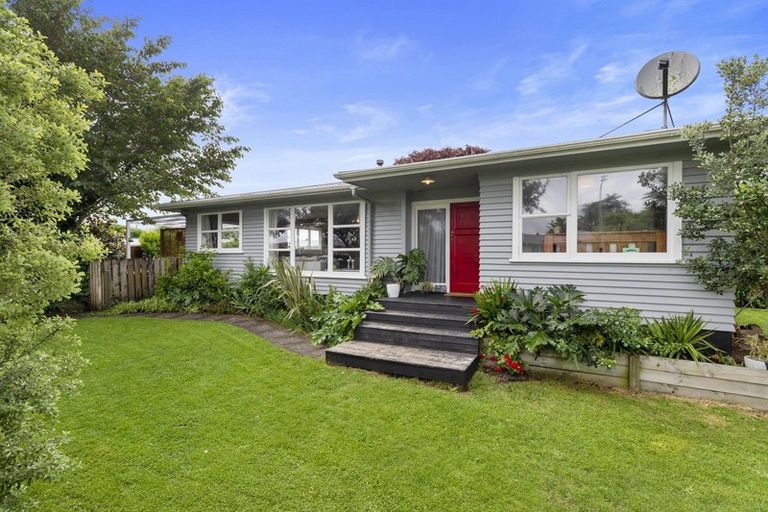 Photo of property in 2 Bremridge Place, Melville, Hamilton, 3206