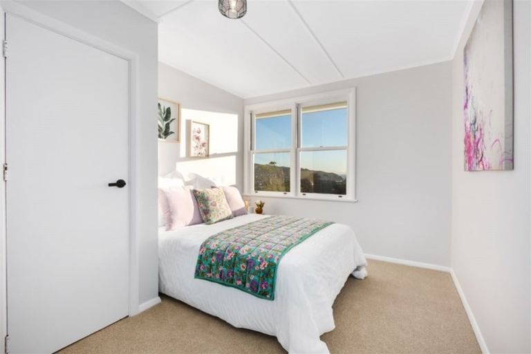 Photo of property in 46 Downes Street, Titahi Bay, Porirua, 5022