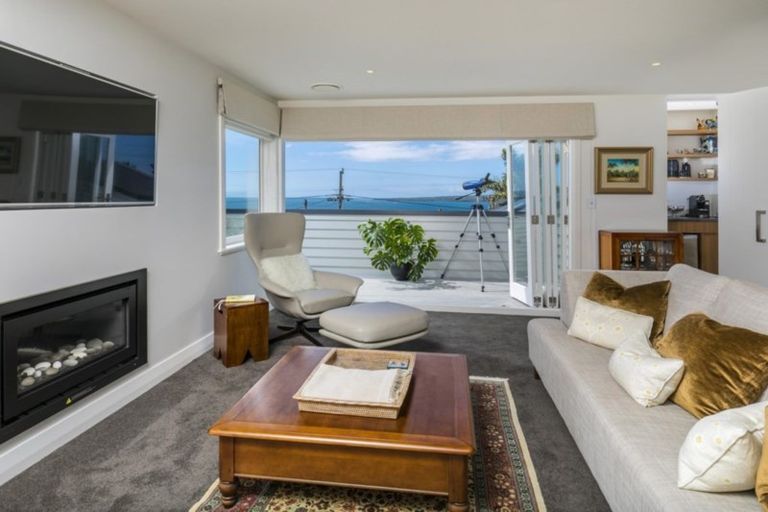 Photo of property in 31 Seacliffe Avenue, Belmont, Auckland, 0622